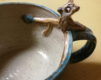 Cup with pigeons or owls, handmade, wheel-turned, favorite cup, unique, modeled, stoneware, dishwasher safe
