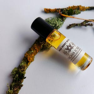 Pagans Forest - Dark Patchouli, Earth, Musk Perfume Oil, Rollerball Perfume Oil, Witchcraft Fragrances, Cruelty Free