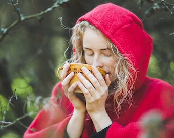 Wool Cape with a Hood Wool Poncho Hooded Ruana Cloak Mantle Fleece Wrap 100% Natural New Zealand Wool size 51 x 75 In - Red color Gift