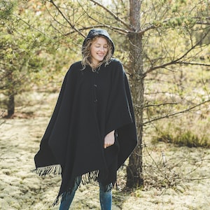 Wool Cape with a Hood Wool Poncho Hooded Ruana Cloak Mantle Fleece Wrap 100% Natural New Zealand Wool size 51 x 75 In Black color Gift image 3