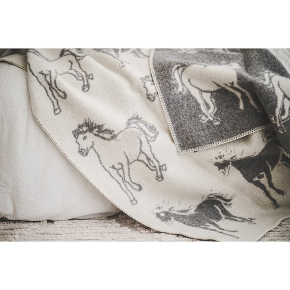 Wool blanket horse hotsell