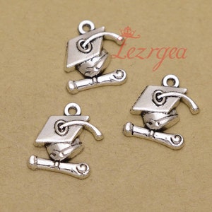 25PCS Antique silver Graduation Hat charms. hat pendants. DH9972