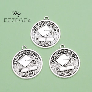 12PCS--22x25mm Antique Silver Graduation Day Charms Graduation Hat Pendants For Diy Jewelry Making Findings Supplies Accessories