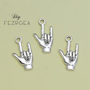 20PCS antieke zilveren hand teken charmes.  Ik hou van je 2 zijdige hangers. CY448