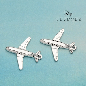 20PCS--22X24mm Antique silver airplane charms. airplane Travel charms pendants.