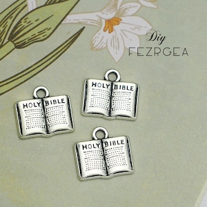 20PCS Antique silver Holy Bible charms. Religion pendants. CY083160