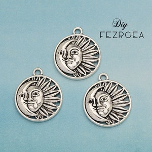 20PCS--20X23mm, Antique silver Celestial Charms. Sun and moon pendants.