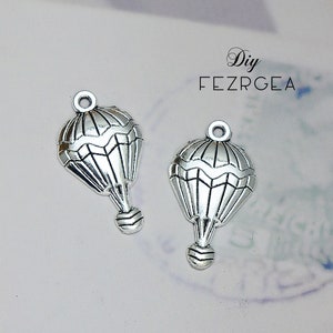 15PCS Antique silver hot-air balloon charms. Balloon pendants. CM715