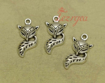 20PCS Antique silver fox charms. animals pendants. CY351