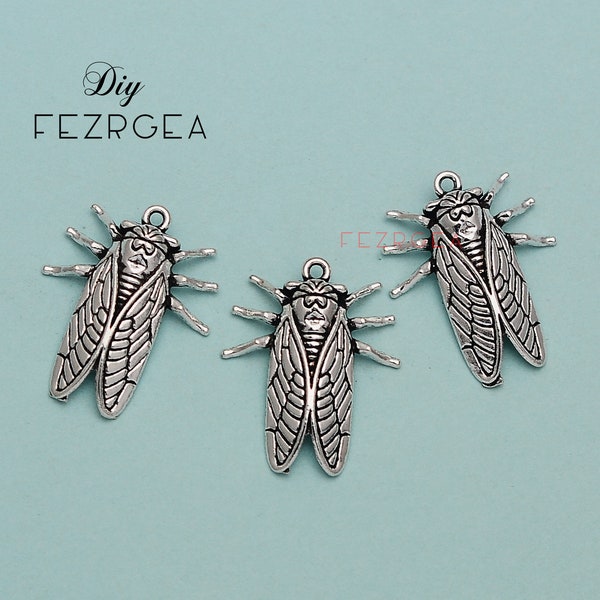 15PCS--27x22mm, Antique silver Cicadas charms. 3D insects pendants.