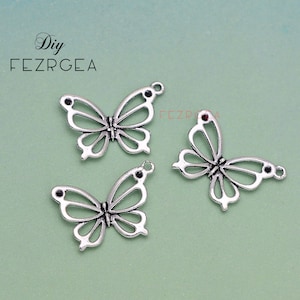 25PCS--27x19mm, Antique silver Butterfly charms. Insect pendants.