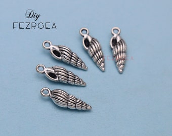 アンティークシルバーシェルチャーム20個。海岸の貝殻ペンダント