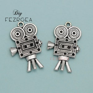 5PCS Antique silver Movie Camera charms. Movie Camera pendants. DH9917