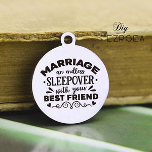 Matrimonio un encanto de acero inoxidable sin fin de pijama, personalizado mejor amigo grabado encantos, encantos personalizados / colgantes, encantos de brazalete de collar