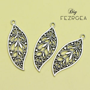 15PCS--43x17mm, Antique silver Leaf charms. Plants pendants.