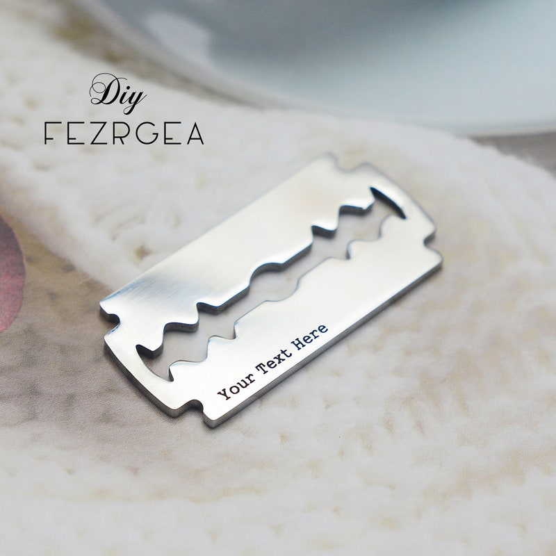 Custom Razor Blade Keychain - Etsy