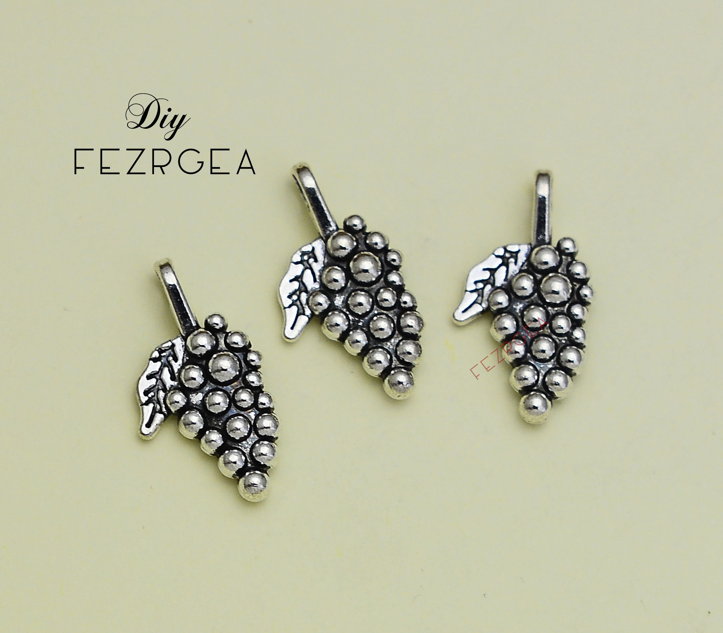 Pendentifs en grappe de grenat naturel en gros pour création de bijoux
