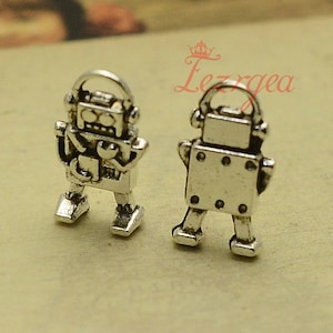 20PCS Antique silver Robot charms. Robot pendants. CY105