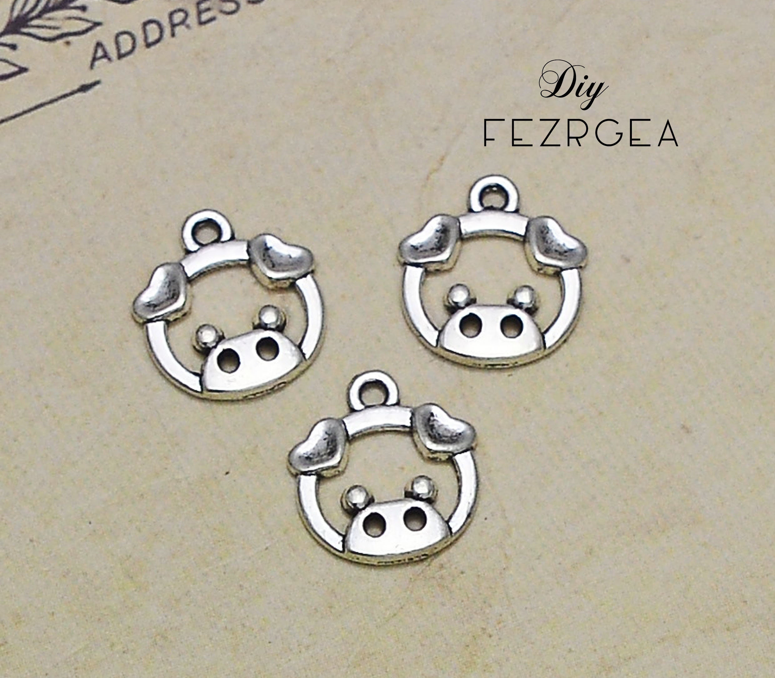 Petite Médaille Pendentif Ancienne En Forme De Cochon - Bijou Vintage Occasion