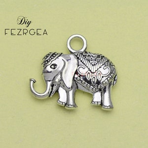 3PCS--33x30mm, Antique silver Elephant charms.Animals pendants.
