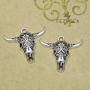 20PCS Antique Cattle Skull charms. Longhorn pendants. CY3263