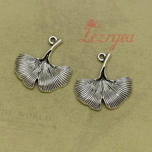 15PCS Antique silver Ginko Leaf  charms.  leaf pendants. CY383