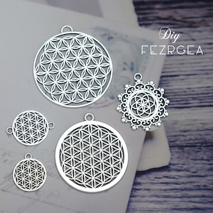 Flower of life Antique silver charms . Large life flower pendants. CM200