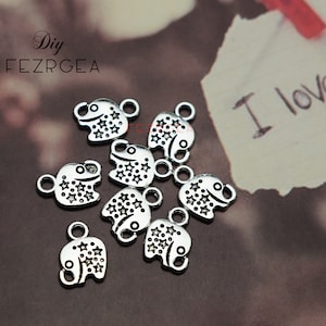 50PCS--11x8mm, Antique silver Elephant charms.Animals pendants. CY136