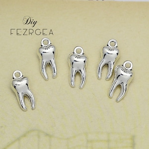 25PCS Antique silver Tooth Charms. Dental 3D  pendants. CY124