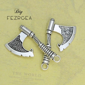 5PCS Antique silver Axe charms. 3D Halloween pendants. CM005