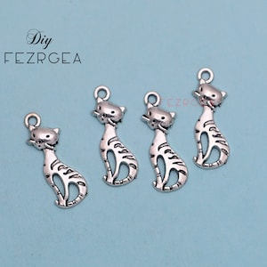30PCS--25x9mm, Antique silver Cat charms. Animals pendants.
