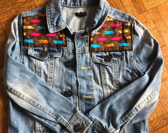 Veste en jean enfant customisée