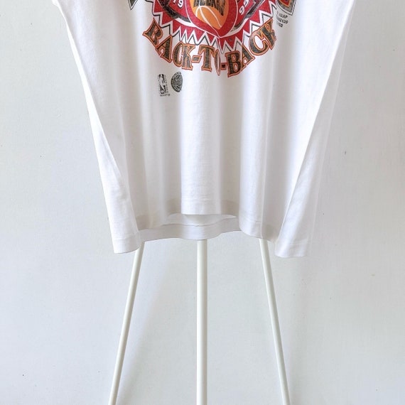 90s Houston Rockets NBA t-shirt/ XL - image 4