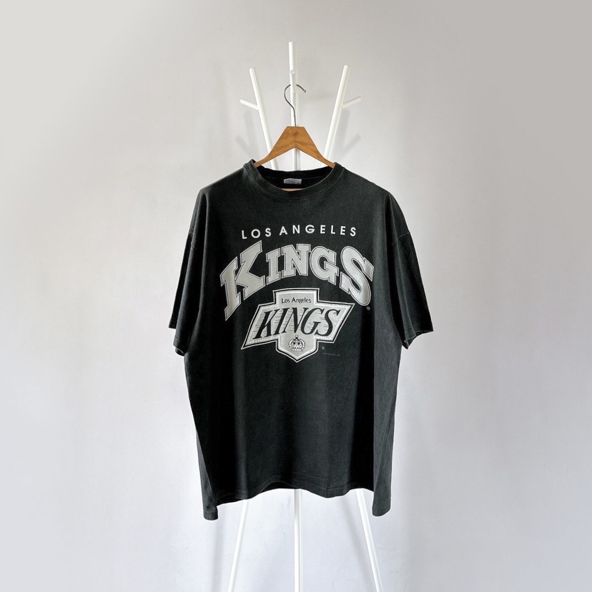 Custom La Kings Merchandise Women's Pajamas Set By Kamilahsan88