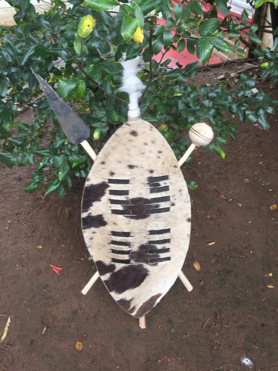 African Shield Stand - Etsy