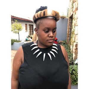 Authentic Zulu Umqhele and Umgexo Necklace Set – Handcrafted from Real Springbok Skin and Beads