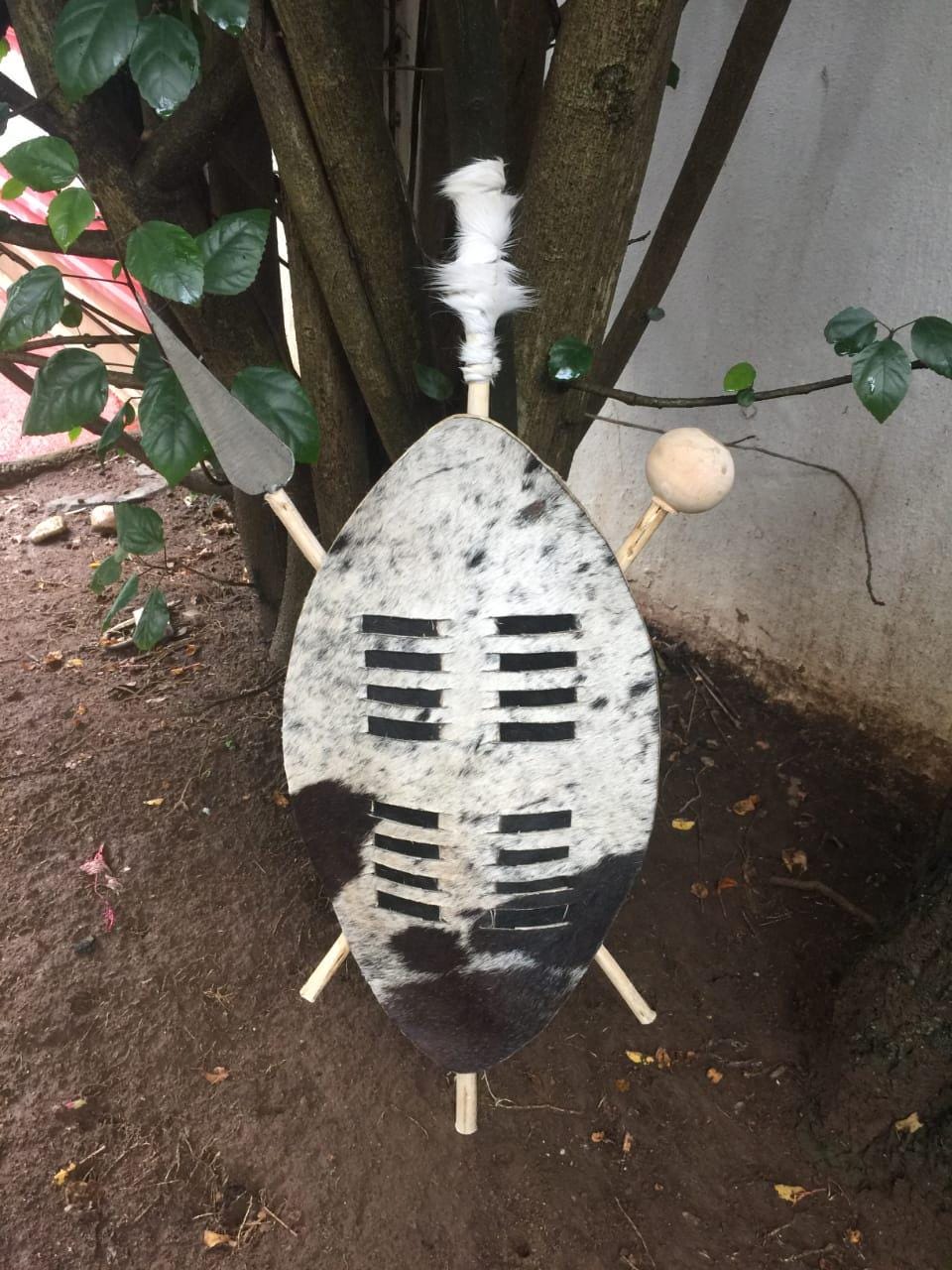 African Shield Stand - Etsy
