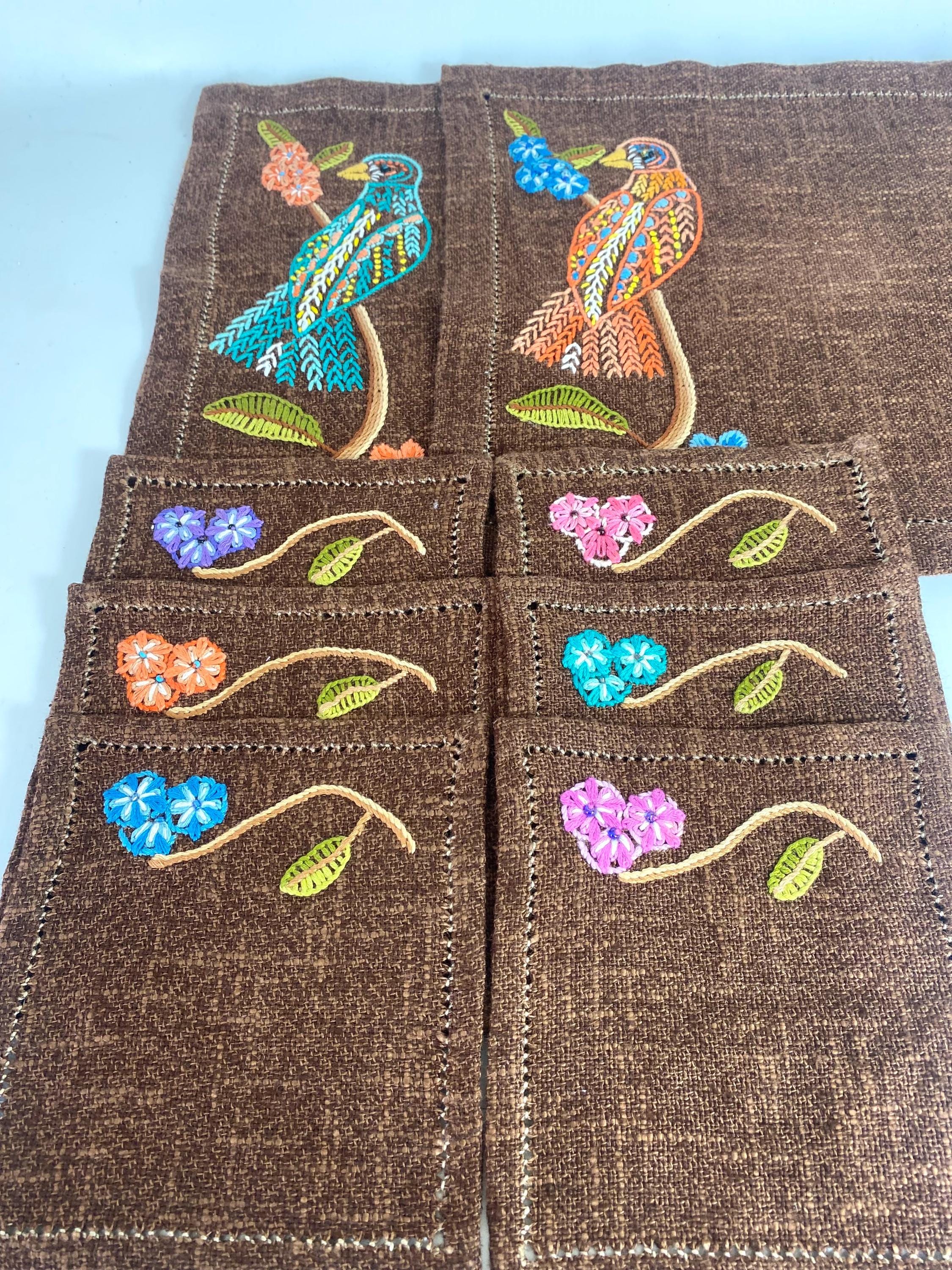 ヴィンテージの手刺繍テーブルランナーと花柄コースターセット - Etsy 日本