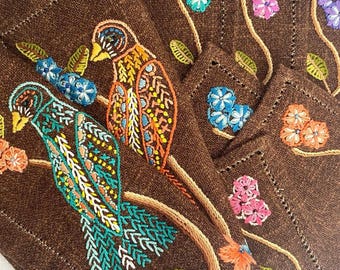 手刺繍 テーブルランナー ポットマット コースター セット ヴィンテージ手刺繍テーブルランナー＆花柄コースターセット - Etsy 日本