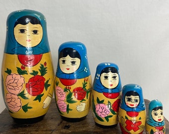 Vintage Russian dolls - Nesting Babushka dolls - Wooden Matryoshka dolls  - Mother dolls -  5 dolls -  Blue GC