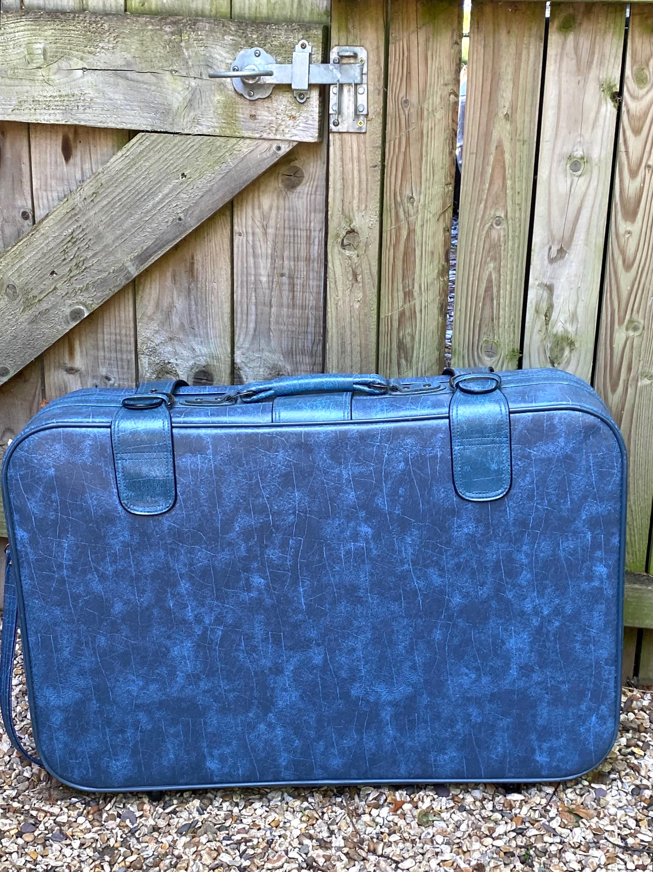 Vintage Suitcase - Blue Gullivers Suitcase: 1990s Large Vinyl