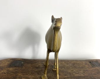 ヴィンテージ真鍮製ラクダのオーナメント - 好奇心を満たす棚