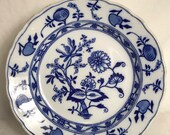English Ironstone Plate Blue Meissen Blue Onion Floral Pattern 9.5 Rare 1930s GC