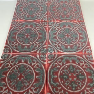 Vintage Keramik Wandfliesen: 1970er Jahre Blumen Dekor, Made in England