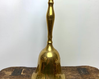 Vintage brass bell - Cottagecore - Farmhouse decor