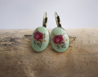 Earrings / Boucles d’oreilles rose 18 x 13 mm