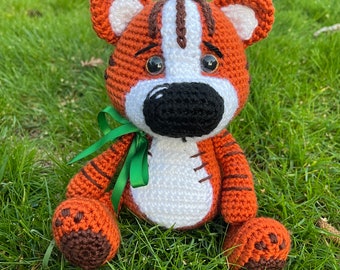 Small Tiger, cat, kitten, Amigurumi crochet knitted  toy, plushie kitty, nursery decor, gift for big cat lovers