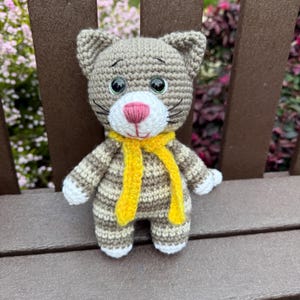 Cat Tabby kitten, Amigurumi crochet knitted toy, plushie gift  kitty, nursery decor, gift for cat owner, stuffed animal