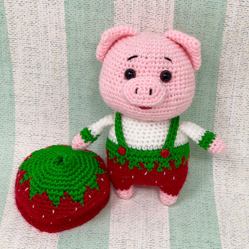 PATTERN Crochet Piglet Pig doll, Piggy toy handmade, mini pig, strawberry Pig, miniature Pig knitted, handheld pig, tutorial crochet pig image 7