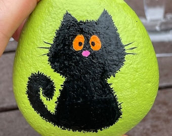 Black Cat Painted Rock: acryl kunstdecor kittensteen